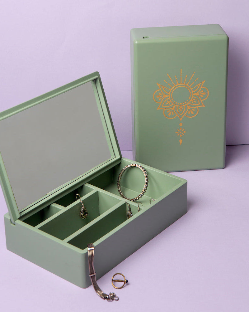 Multi Organiser accessories box made in wood ad pista green paint with bambaiSe Madala Art