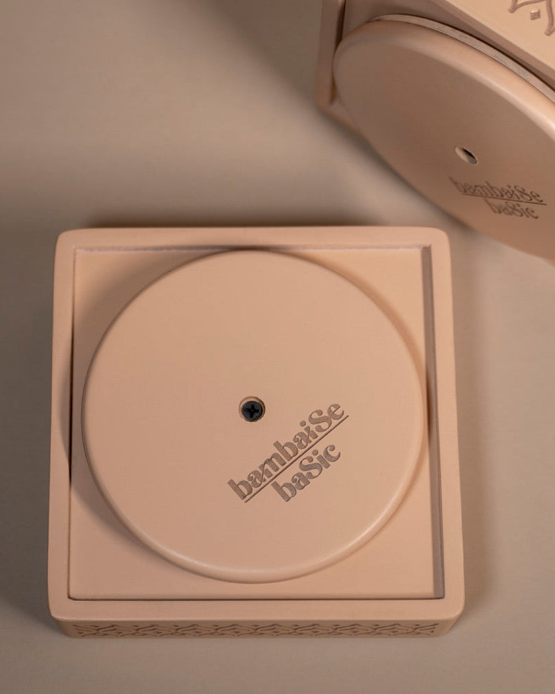 Experience the harmony of organization with the Vanilla Beige Revolving Jar Tray, meticulously crafted from Premium Painted Wood. This stylish piece, adorned with Serenity Mandala Art, revolutionizes your space by organizing four jars with a 360-degree rotation feature.