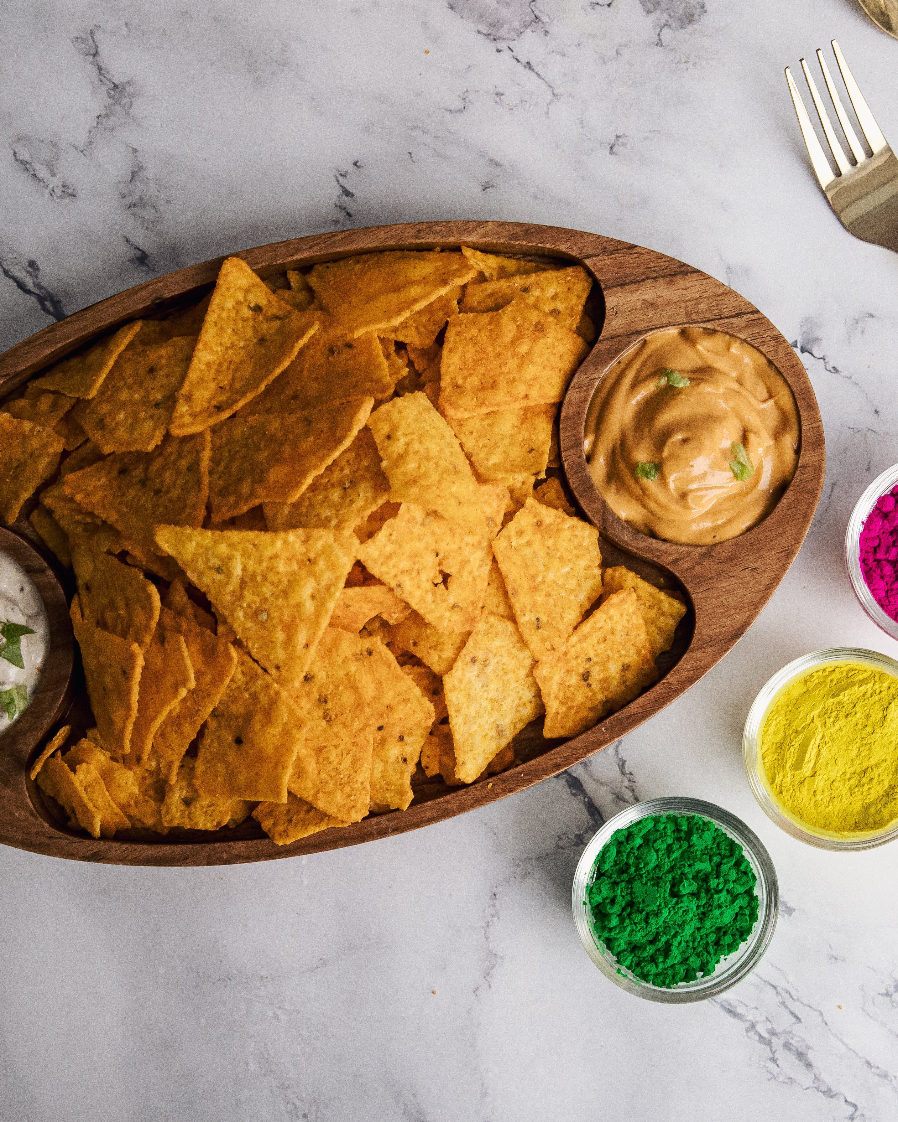 Domino Platter in Acacia Wood - Our Better Planet