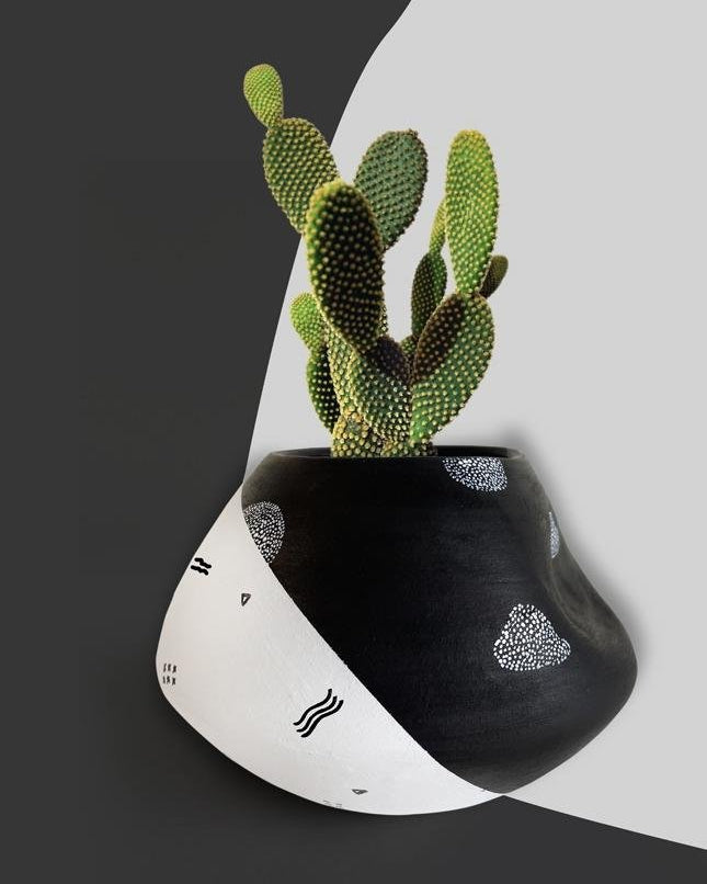 Earth Heart Black Pearl Planter - Our Better Planet