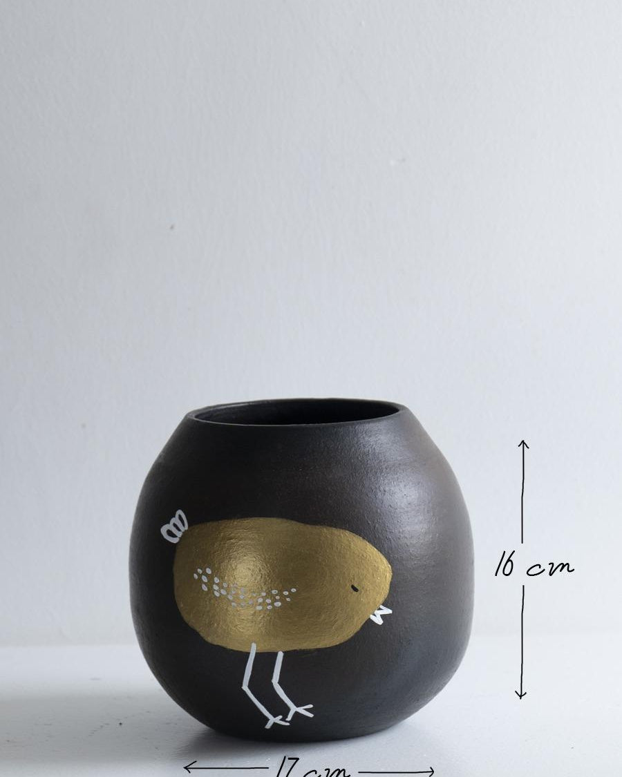 Earth Heart Tsuki Terracotta Planter - Our Better Planet