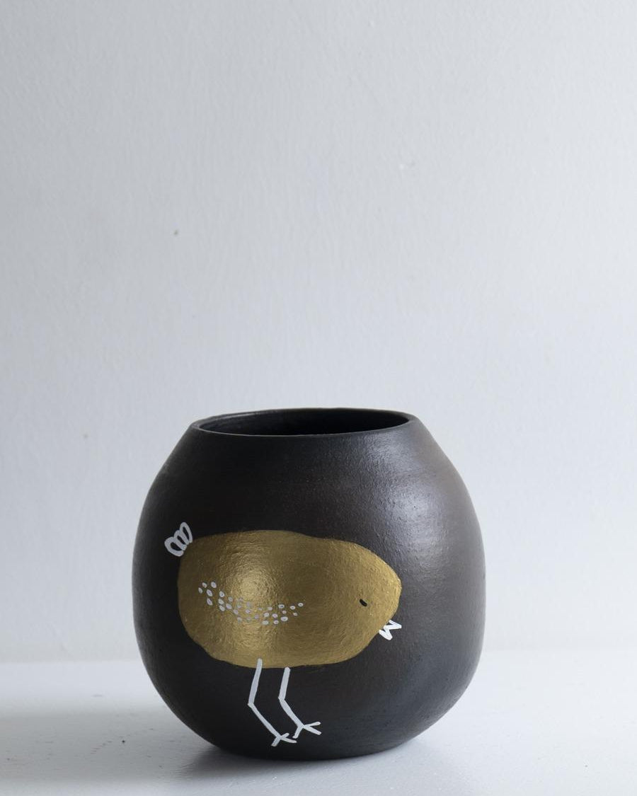 Earth Heart Tsuki Terracotta Planter - Our Better Planet