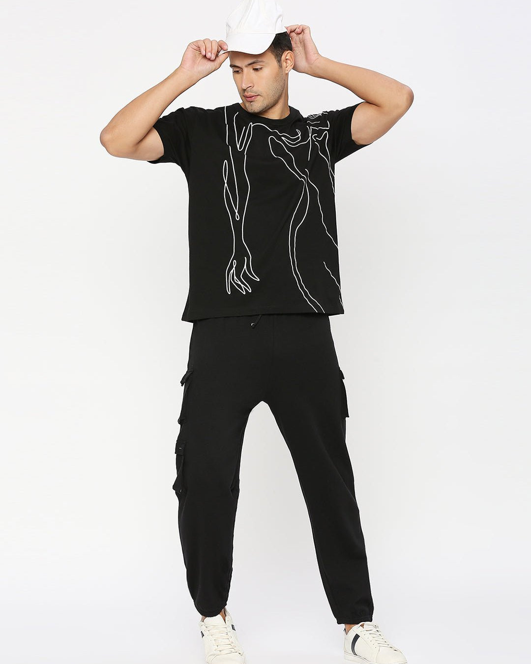 Effy x Shakya sweatpants black - Our Better Planet