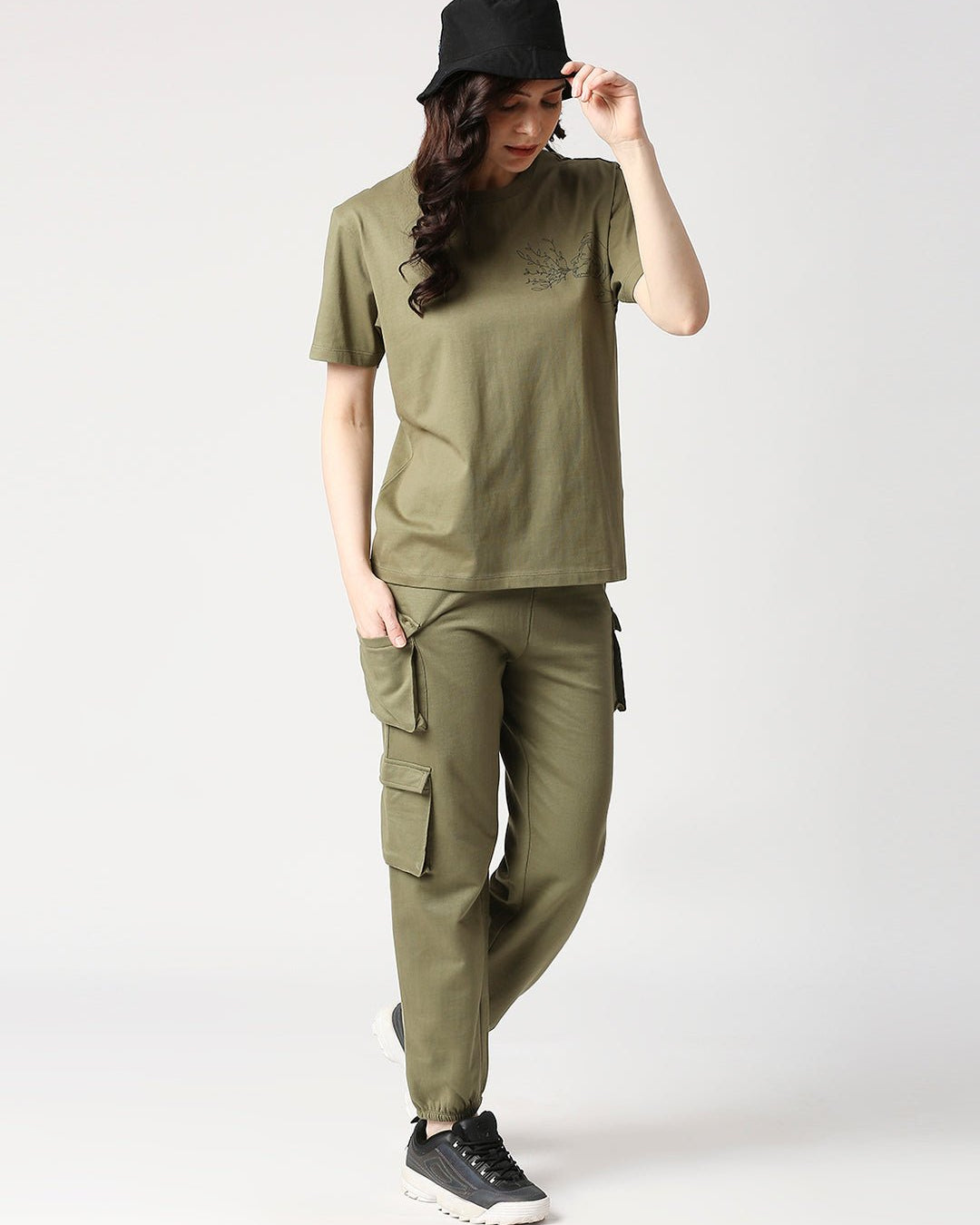 Effy x Shakya sweatpants sap - Our Better Planet