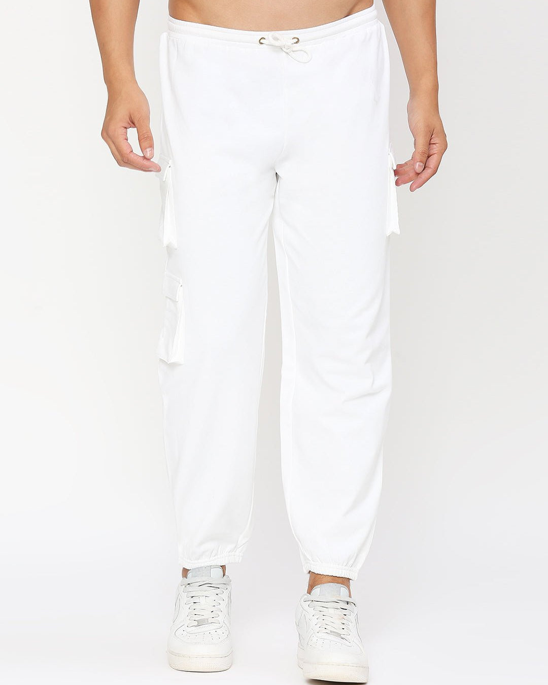 Effy x Shakya sweatpants white - Our Better Planet
