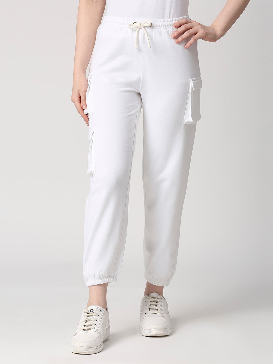 Effy x Shakya sweatpants white - Our Better Planet