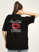 T-shirt in Clothing Tops