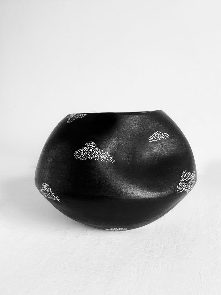 Earth Heart Black Pearl Planter - Our Better Planet