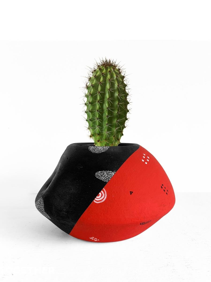 Earth Heart Crimson Black Planter - Our Better Planet