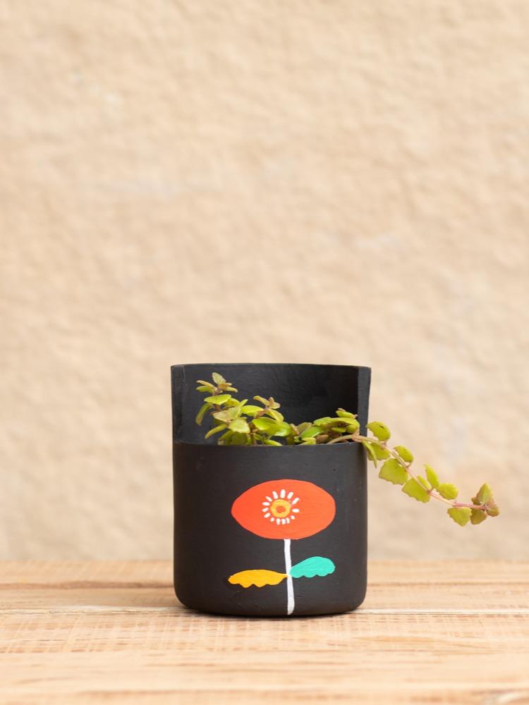 Earth Heart Sunny Sunflower Hand Made Hand Illustrated Terracotta Planter (M) - Our Better Planet