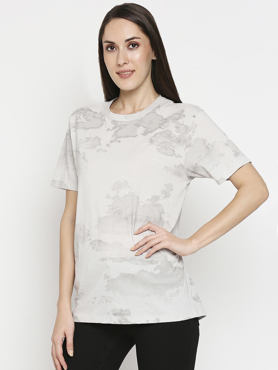 Effy T- Shirt in neutral cloud glitterprint - Our Better Planet